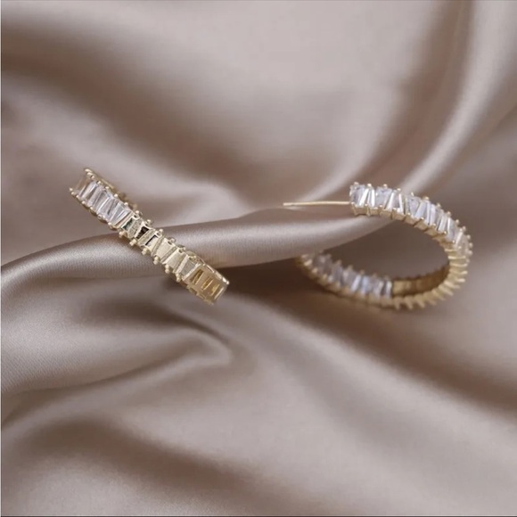 Loop Hoop 14K gold plated luxury big round C-shaped zircon earrings elegant - Picture 6 of 16